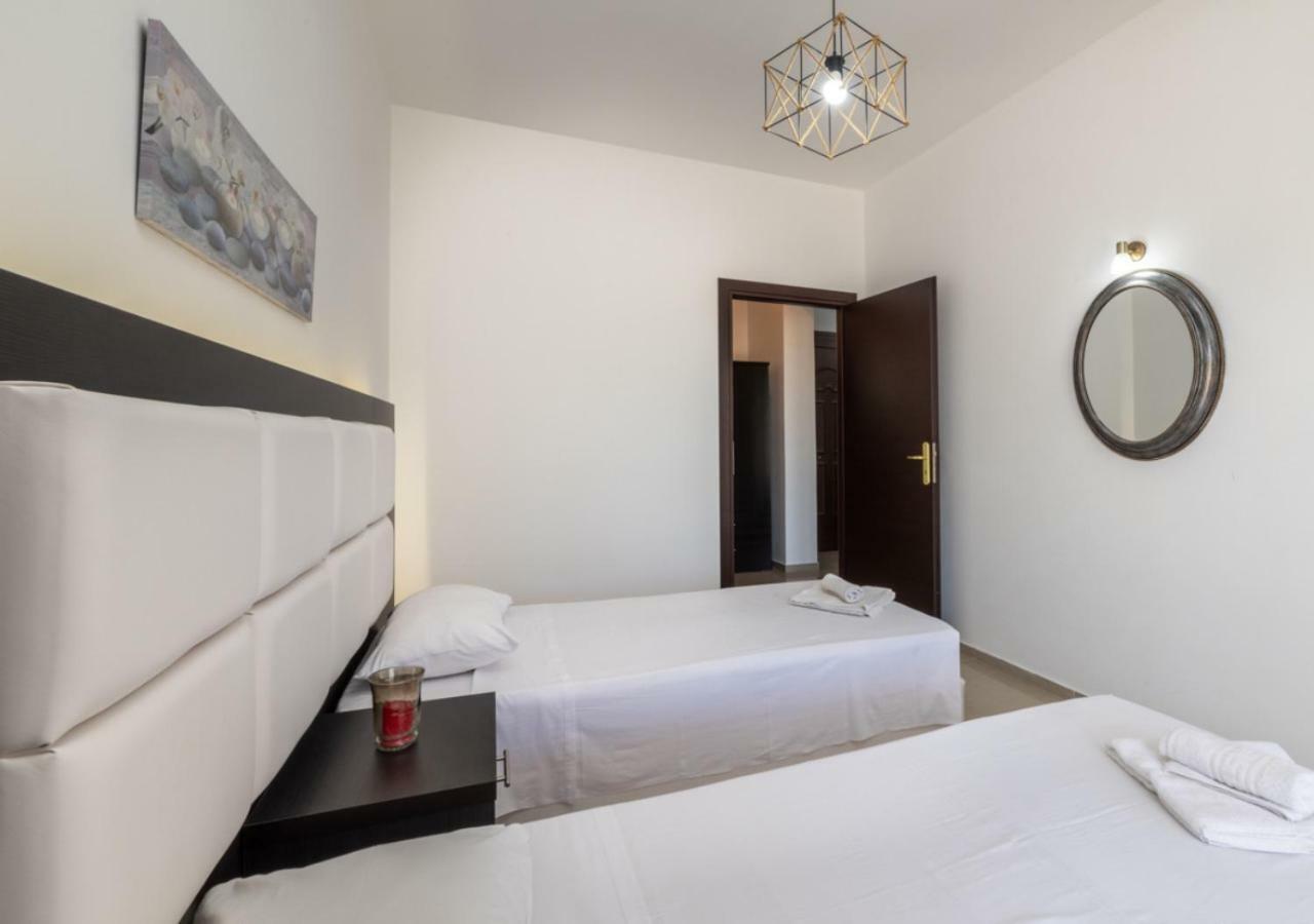 Villa Antonis Deluxe Apartments Амуди Екстериор снимка