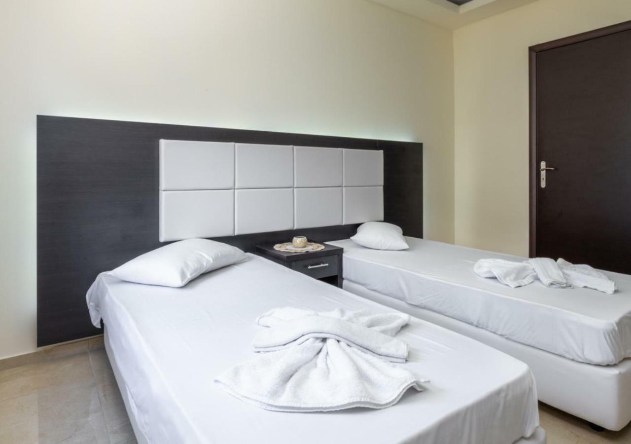 Villa Antonis Deluxe Apartments Амуди Екстериор снимка