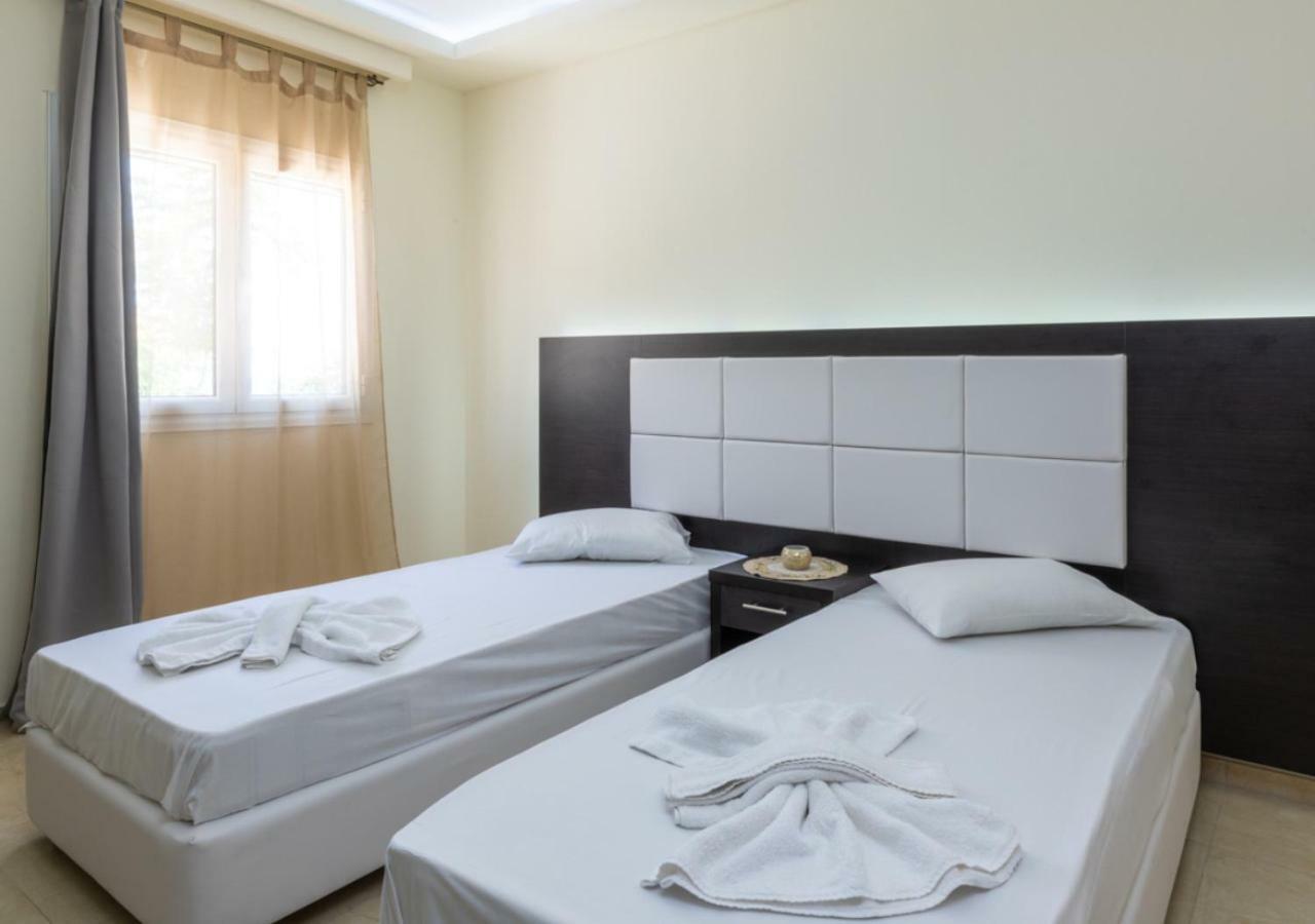 Villa Antonis Deluxe Apartments Амуди Екстериор снимка